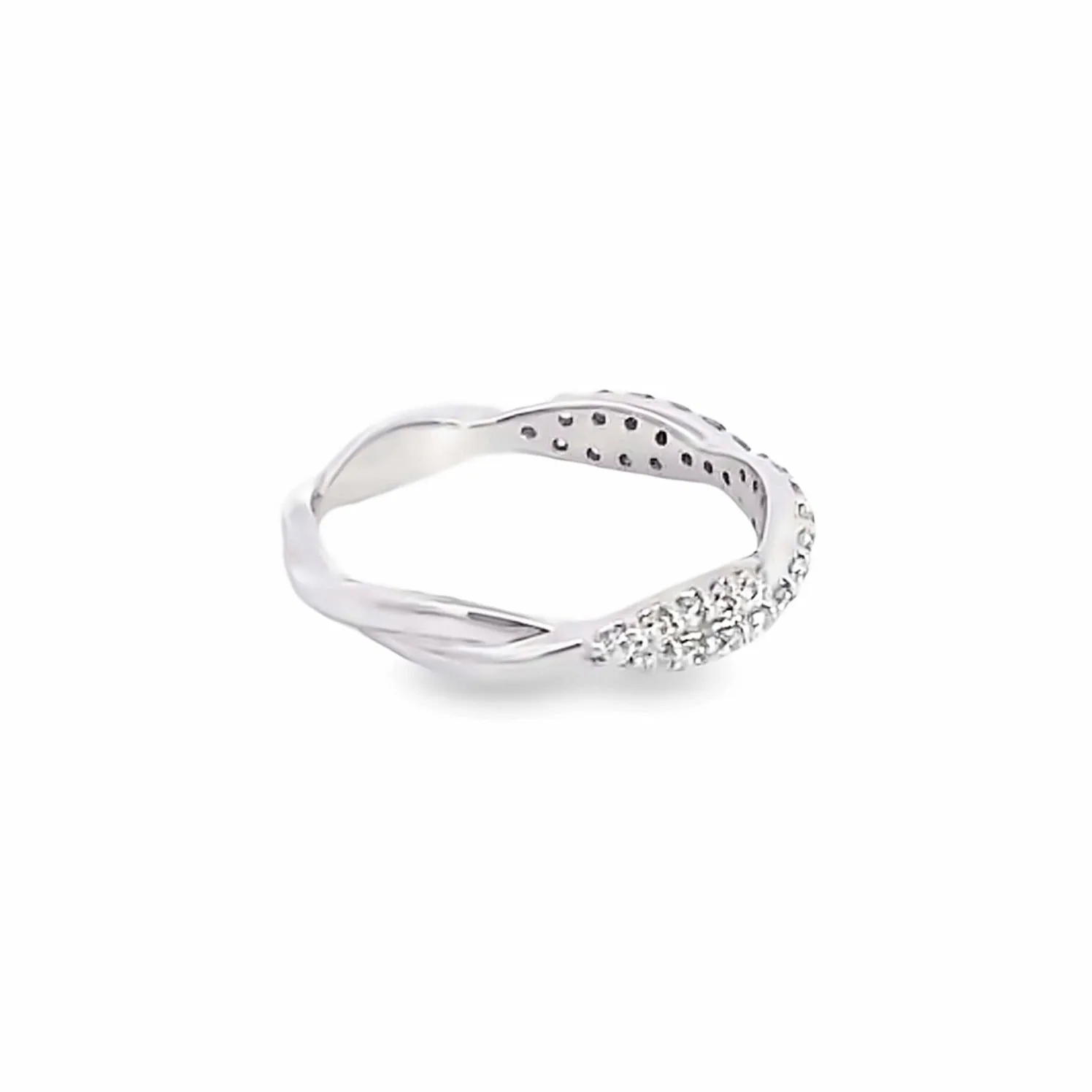 14K White Gold Common Prong Twisted Crisscross Diamond Band