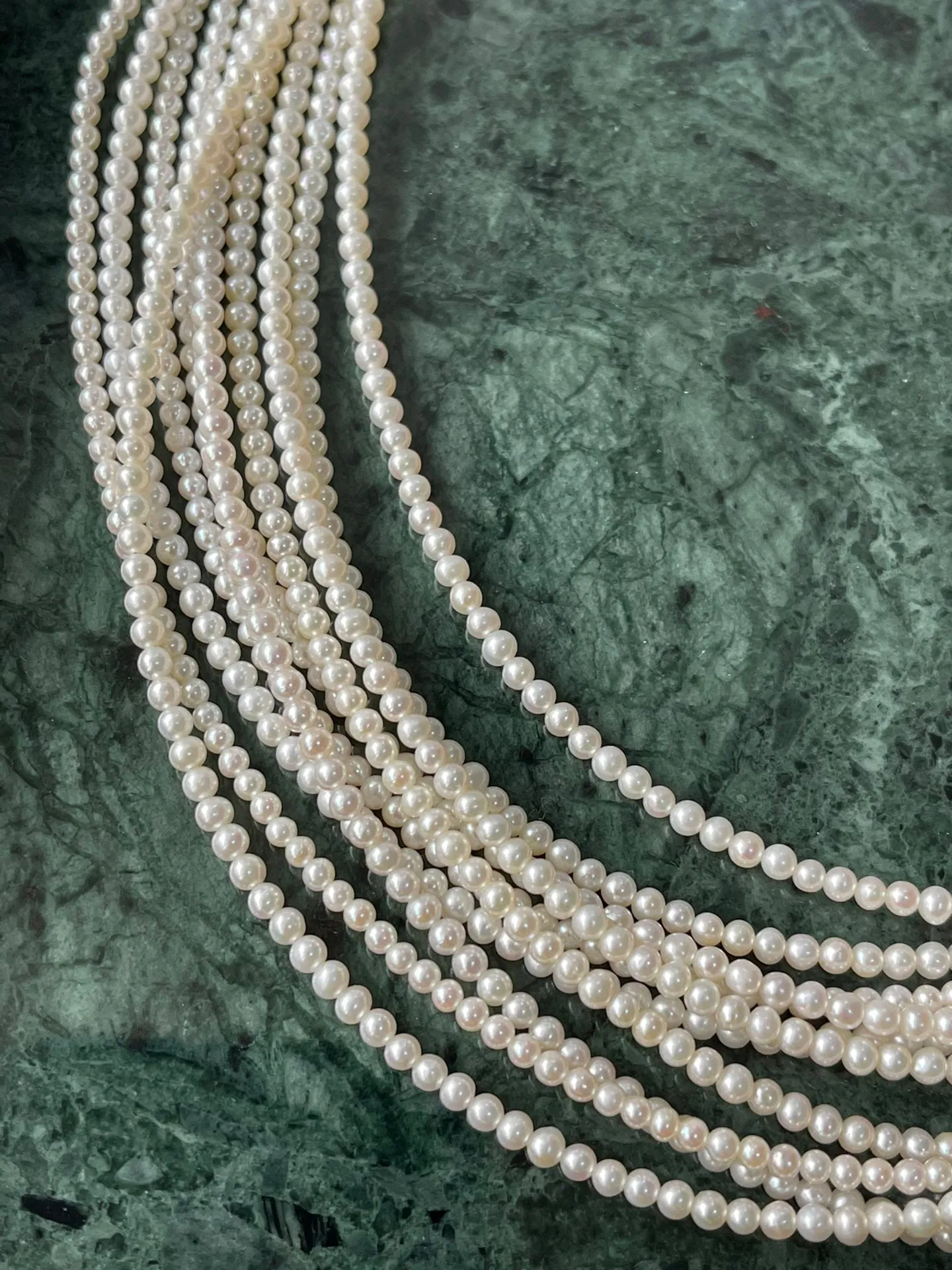 Aurora AK 2.5-3mm Freshwater Pearls Necklace