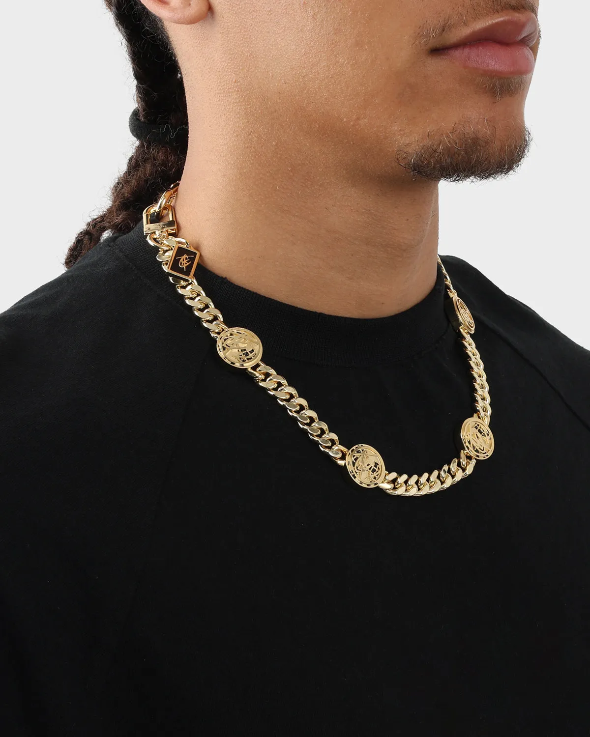 Cosmo Chain Necklace in Gold