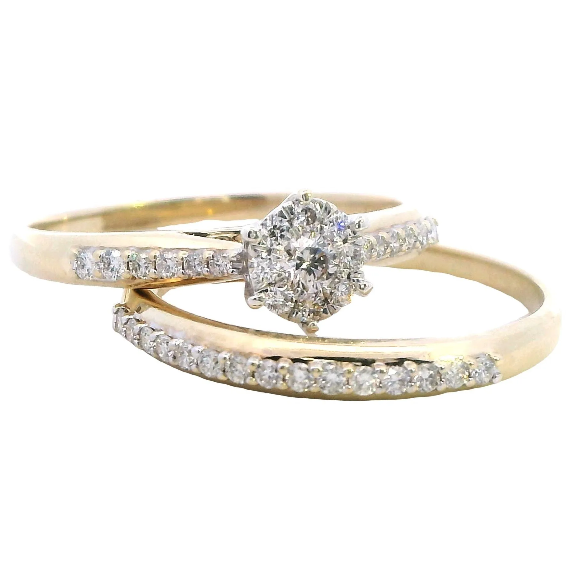 Exquisite 9ct Yellow and White Gold Bridal Set - Timeless Elegance