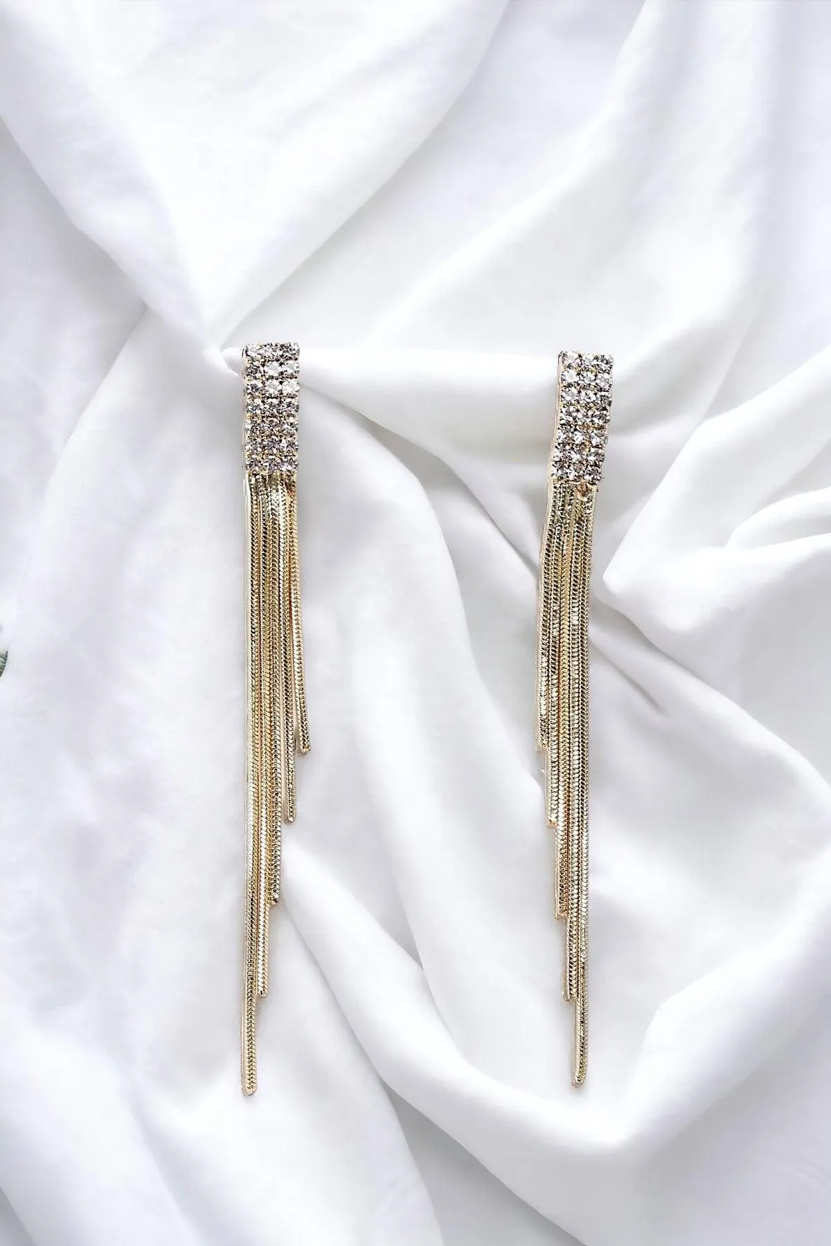 Gold Diamonds Incrustation Snake Chain Tassel Earrings