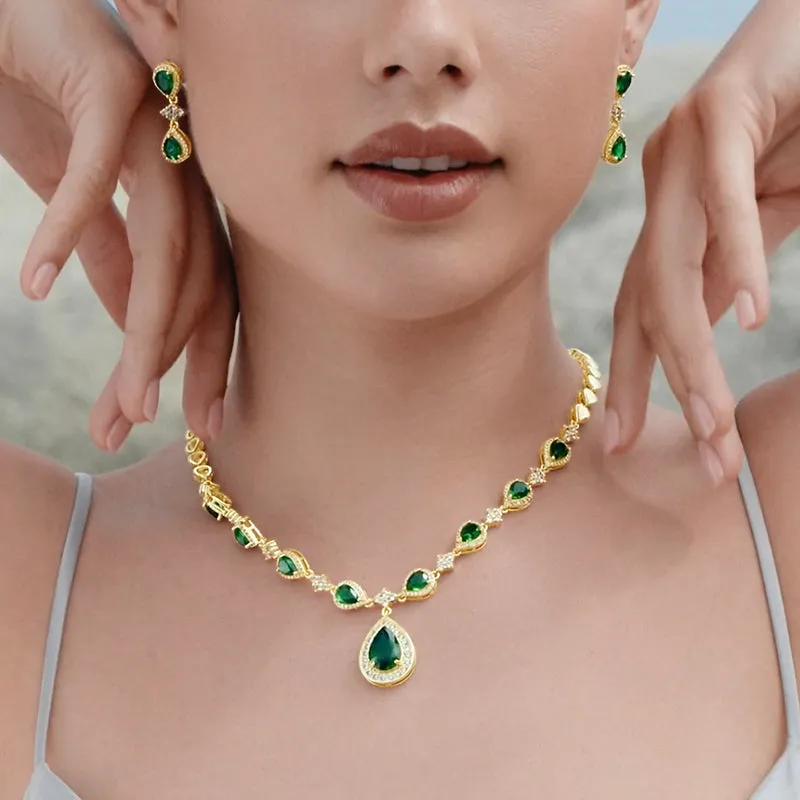 Luxurious Emerald Green Jewelry Set