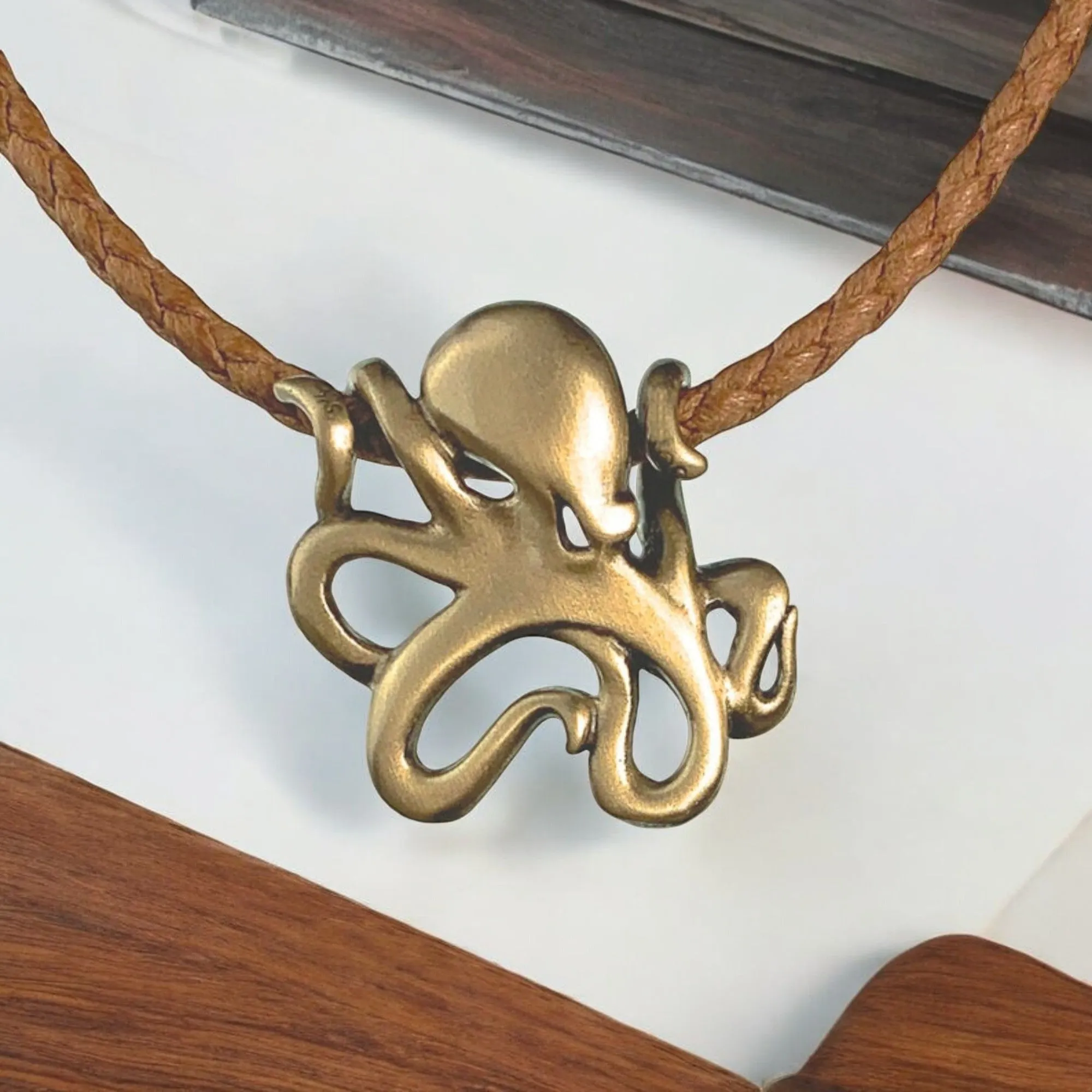 Octopus Necklace for Women Bronze- Octopus Jewelry for Women, Octopus Pendant, Sea Life Jewelry, Octopus Gifts for Women, Ocean Jewelry Bronze