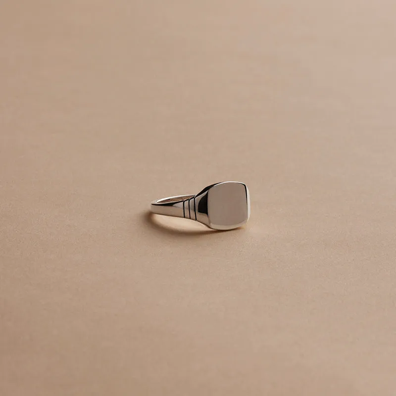 QUADRIS SIGNET MENS RING